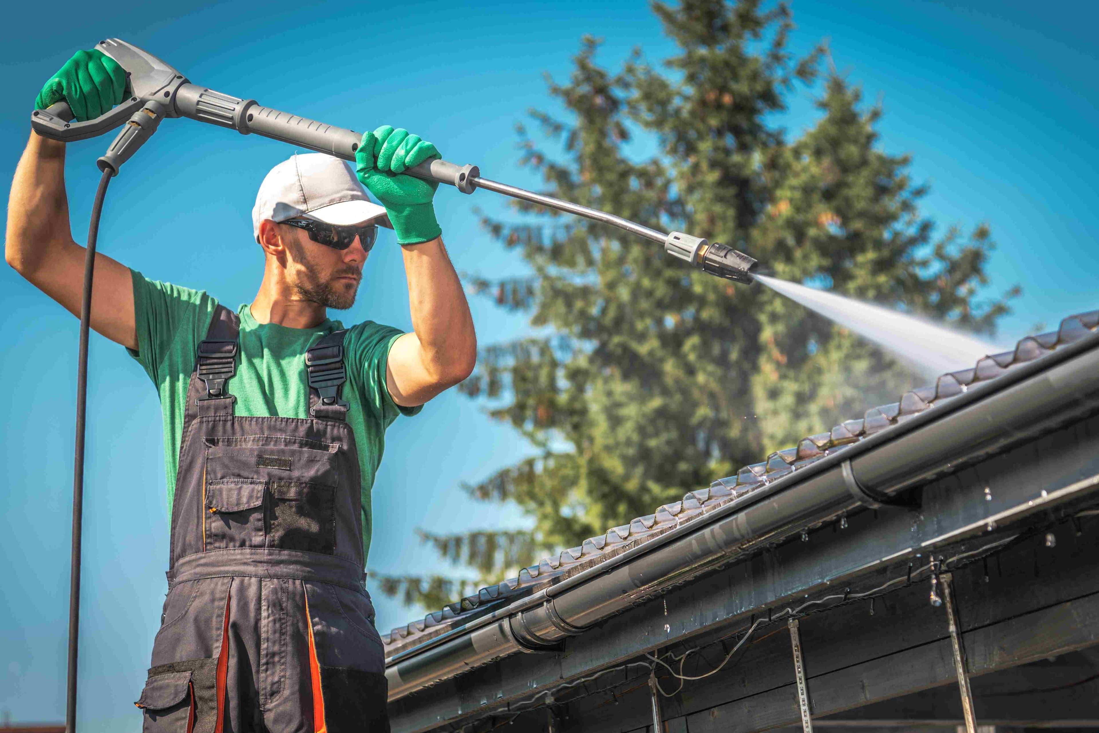 washing-plastic-carport-roof